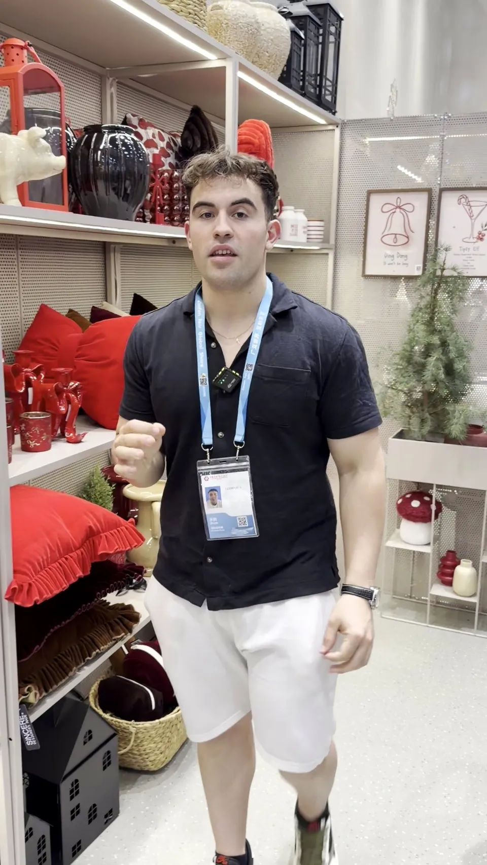 Home decor stand at the Canton Fair